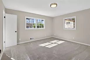 530 Oak Valley Dr, Riverdale, GA 30274 - Photo 18