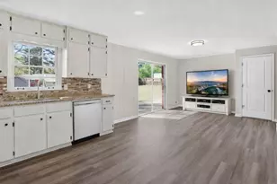 530 Oak Valley Dr, Riverdale, GA 30274 - Photo 6