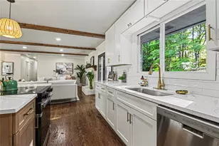 990 Melody Ln, Roswell, GA 30075 - Photo 10