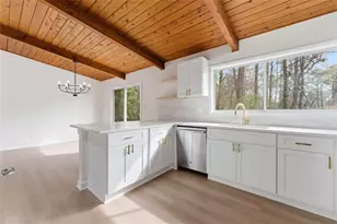 1255 Cedar Park Cir, Stone Mountain, GA 30083 - Photo 12