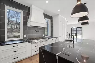 120 Thome Dr, Alpharetta, GA 30022 - Photo 14