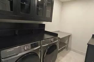 724 Bellemeade Ave NW, Atlanta, GA 30318 - Photo 14