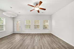 7041 Livia Pt, Riverdale, GA 30296 - Photo 12