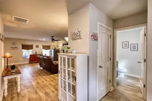 214 Woodlands Dr, Jackson, GA 30233 - Photo 4