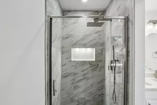 6194 Thorncrest Dr, Tucker, GA 30084 - Photo 22