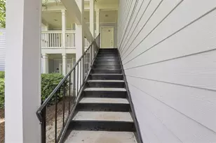 18 Matawan Circle SE, Smyrna, GA 30080 - Photo 2