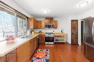 300 Fairview Ct, Jasper, GA 30143 - Photo 8