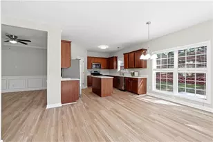 568 Austin Creek Dr, Buford, GA 30518 - Photo 8