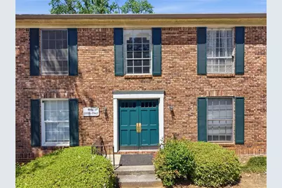 5560 Kingsport Drive NE #27, Atlanta, GA 30342 - Photo 1