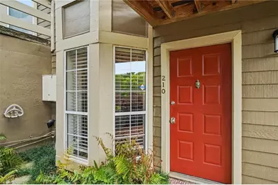 210 Riverview Drive, Marietta, GA 30067 - Photo 2