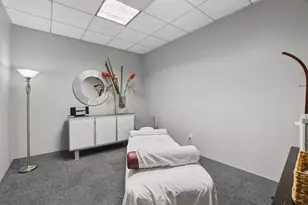 3338 Peachtree Rd NE, Atlanta, GA 30326 - Photo 42