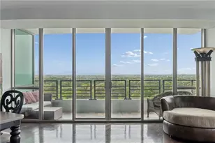 700 Park Regency Pl NE, Atlanta, GA 30326 - Photo 12