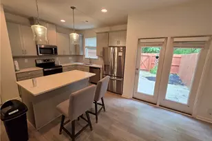 4237 Spg Vly Cir, Tucker, GA 30084 - Photo 2