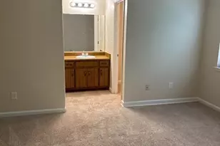 5956 N Castlegate Dr, Atlanta, GA 30349 - Photo 18