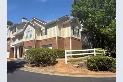 411 Spring Heights Lane SE #4, Smyrna, GA 30080 - Photo 2