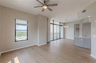 3040 Peachtree Rd NW, Atlanta, GA 30305 - Photo 4