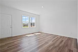 3084 Orwell Dr, Gainesville, GA 30507 - Photo 2