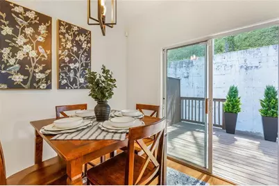 1100 Liberty Parkway NW #403, Atlanta, GA 30318 - Photo 10