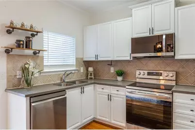 1100 Liberty Parkway NW #403, Atlanta, GA 30318 - Photo 8