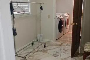 2589 King Cir SE, Conyers, GA 30013 - Photo 4