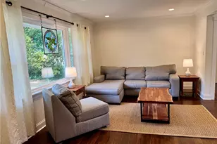 2894 S Clark Dr, East Point, GA 30344 - Photo 4