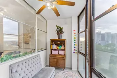 3060 Pharr Court North NW #719, Atlanta, GA 30305 - Photo 6