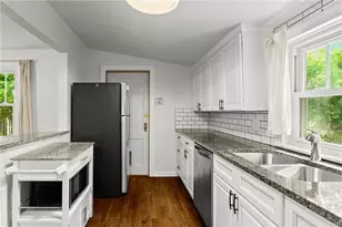 2208 Forrest Pl NW, Atlanta, GA 30318 - Photo 10