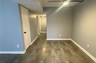 1717 Centra Villa Dr SW, Atlanta, GA 30311 - Photo 4