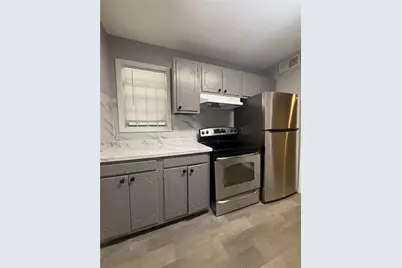 1717 Centra Villa Drive SW, Atlanta, GA 30311 - Photo 1