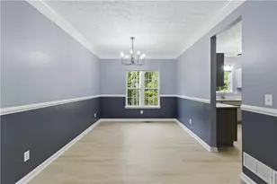 814 Shadow Lakes Dr, Lithonia, GA 30058 - Photo 12