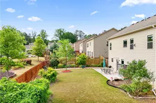 1968 Lakeview Bend, Buford, GA 30519 - Photo 2