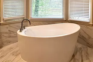 11175 Linbrook Ln, Johns Creek, GA 30097 - Photo 16