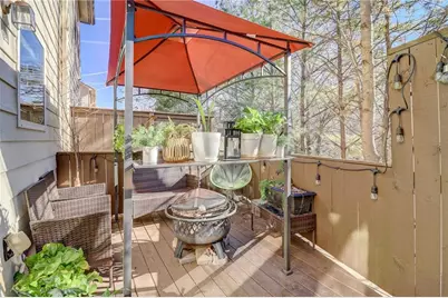 1753 Liberty Parkway NW, Atlanta, GA 30318 - Photo 24