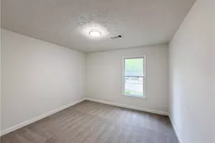 1430 Stoneleigh Hill Rd, Lithonia, GA 30058 - Photo 16