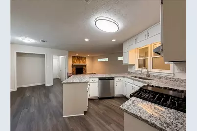 1430 Stoneleigh Hill Road, Lithonia, GA 30058 - Photo 10