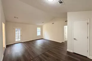 1430 Stoneleigh Hill Rd, Lithonia, GA 30058 - Photo 14