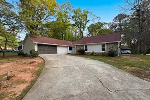 1430 Stoneleigh Hill Rd, Lithonia, GA 30058 - Photo 1