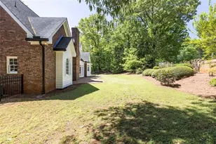 2184 Brooke Farm Ct, Dunwoody, GA 30338 - Photo 36