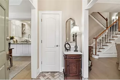 8630 Parker Place, Roswell, GA 30076 - Photo 4