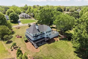 4358 Willow Oak Dr, Gainesville, GA 30506 - Photo 2