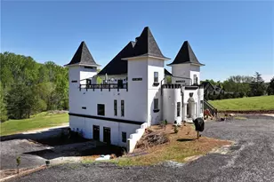 1197 Dee Kennedy Rd, Auburn, GA 30011 - Photo 2