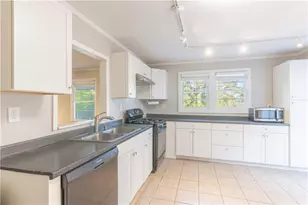 2290 Pinetree Ln NE, Conyers, GA 30012 - Photo 10