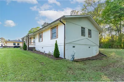 2290 Pinetree Lane NE, Conyers, GA 30012 - Photo 32