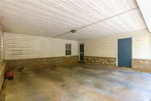 302 Pine Lake Dr, Cumming, GA 30040 - Photo 4