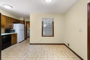 302 Pine Lake Dr, Cumming, GA 30040 - Photo 10