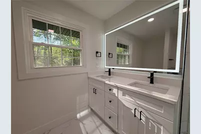 2457 Parkland Drive, Decatur, GA 30032 - Photo 8