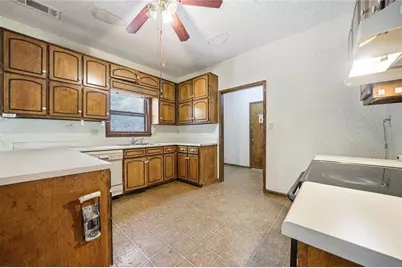 105 Swanson, Peachtree City, GA 30269 - Photo 20