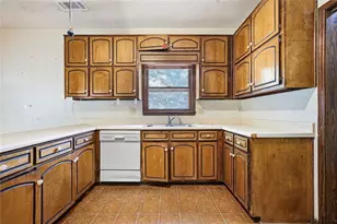 105 Swanson, Peachtree City, GA 30269 - Photo 22