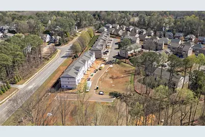 2739 Hallwood Lane, Suwanee, GA 30024 - Photo 2
