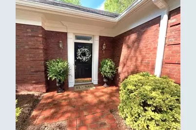 7155 Roswell Road #40, Sandy Springs, GA 30328 - Photo 2